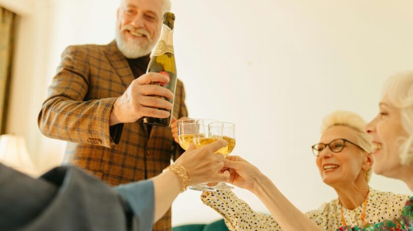 Overovanie identity a KYC: Dôvody potreby veriteľov a ochrana klienta