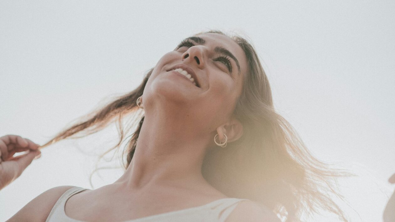 Obchodovanie s derivátmi na burzách: Regulované vs. mimoburzové trhy