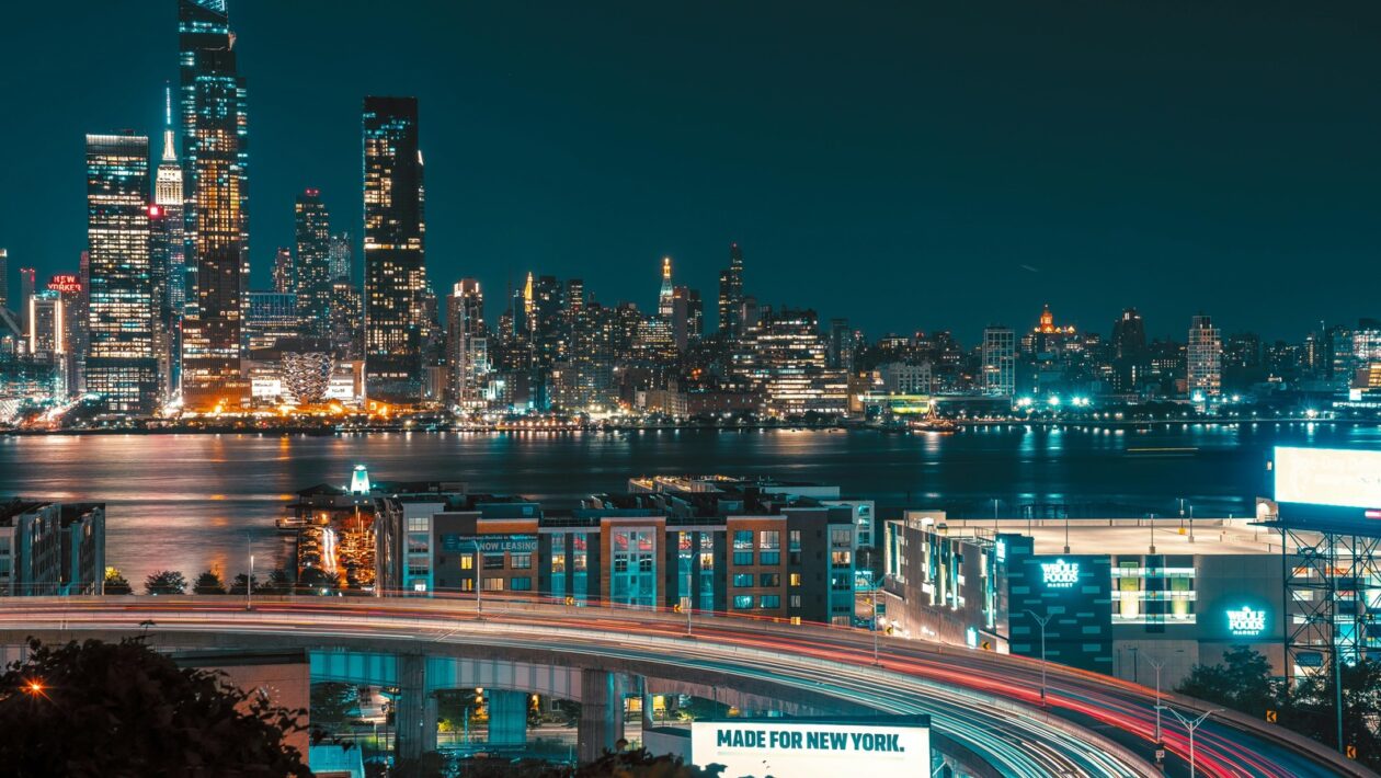 Hrubý, prevádzkový a čistý zisk: Rozdiely a význam pre manažment